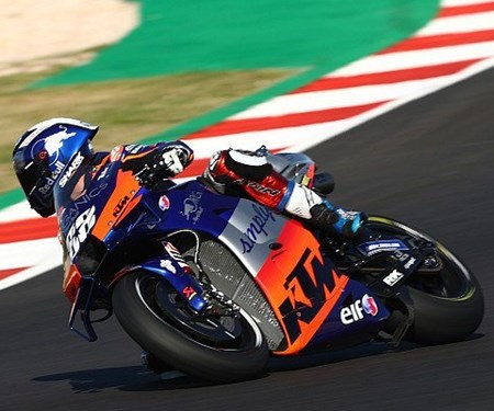 Miguel Oliveira siegt beim letzten Rennen der MotoGP Saison 2020!