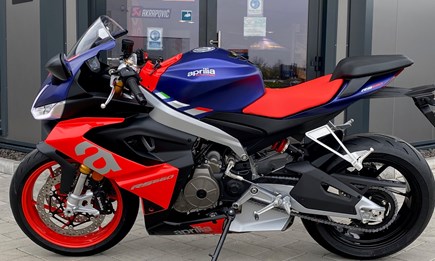 APRILIA RS 660 EINGETROFFEN