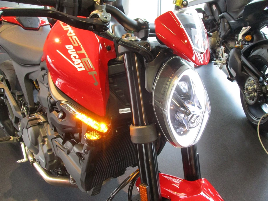 DIE DUCATI NEW MONSTER - JETZT ab sofort bei uns !  Bild 8: DIE DUCATI NEW MONSTER - JETZT ab sofort bei uns !
