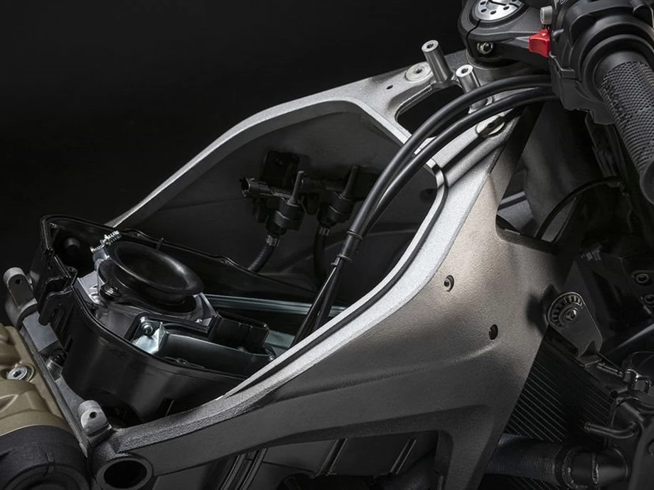 DIE DUCATI NEW MONSTER - JETZT ab sofort bei uns !  Bild 27: DIE DUCATI NEW MONSTER - JETZT ab sofort bei uns !
