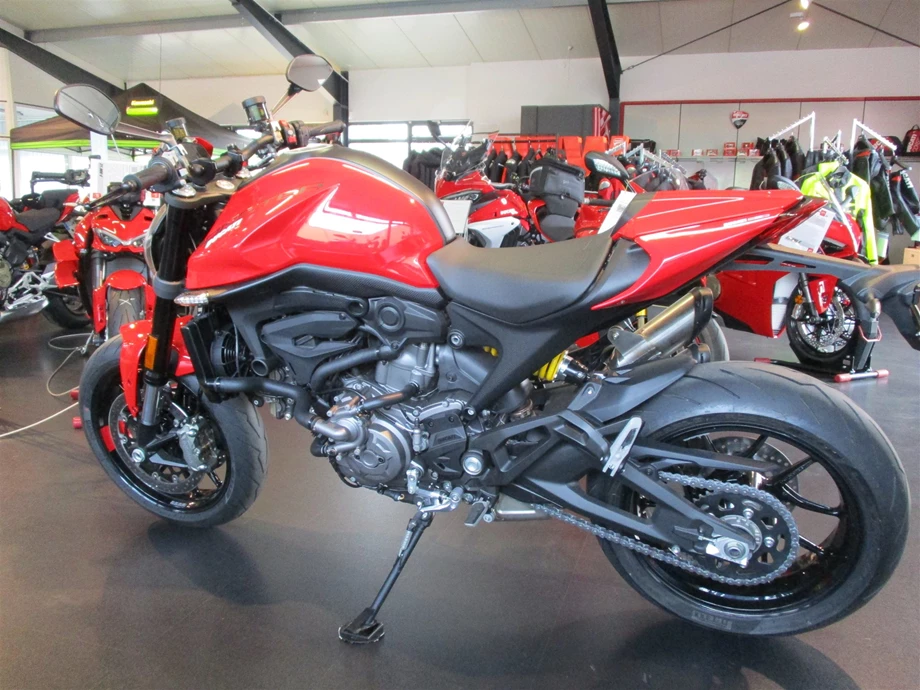 DIE DUCATI NEW MONSTER - JETZT ab sofort bei uns !  Bild 9: DIE DUCATI NEW MONSTER - JETZT ab sofort bei uns !