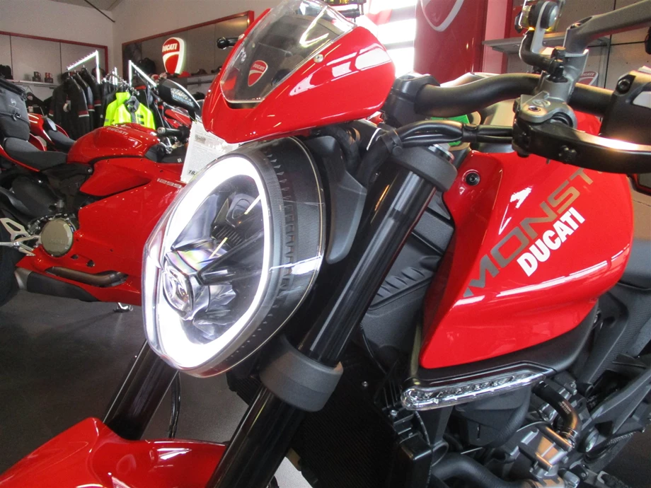 DIE DUCATI NEW MONSTER - JETZT ab sofort bei uns !  Bild 1: DIE DUCATI NEW MONSTER - JETZT ab sofort bei uns !