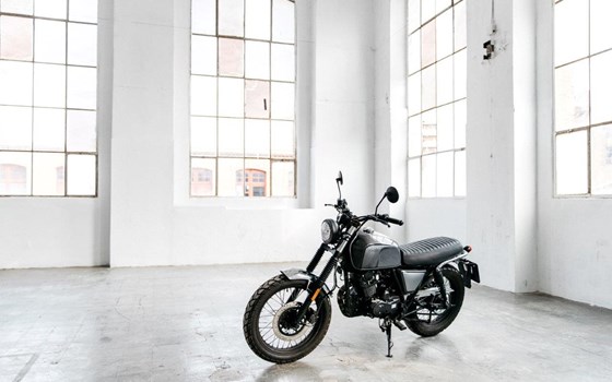 BRIXTON - Gibts bei Hütter! - Bild 2 BRIXTON - Gibts bei Hütter! - Bild 2