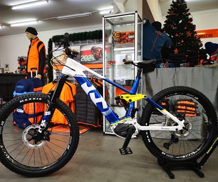 Husqvarna E-Bikes bei uns erhältlich!! Husqvarna E-Bikes bei uns erhältlich!!