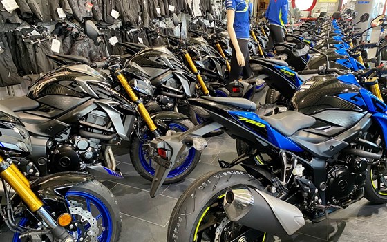 Lieferung Suzuki Modelle 2021 - Bild 2