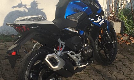 Cool Blue,  125er Street Fighter von FKMotors für 2999.-, Neufahrzeug,