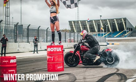 WINTER PROMOTION -  Dr. Jekill & Mr. Hyde + Motul