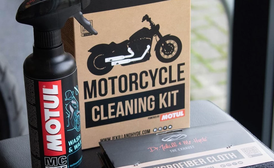 WINTER PROMOTION -  Dr. Jekill & Mr. Hyde + Motul Bild 5: WINTER PROMOTION -  Dr. Jekill & Mr. Hyde + Motul