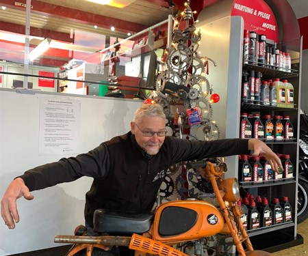 Advent Advent ein "neues Projekt" brennt unter Reiner's Nägeln!!  Honda CZ100 
