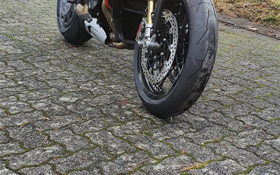 Neue MV Brutale 1000 Rush bei uns eingetroffen - Bild 1