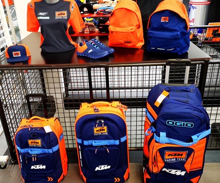 KTM Power WAER | KTM RACING TEAM 