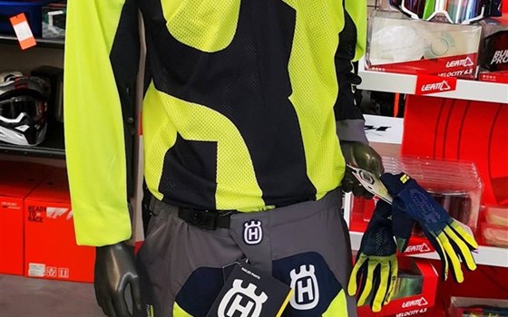 Motocross Vollausstattung bei uns erhältlich! Click & Collect - Bild 2