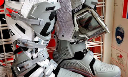 LEATT Motocrossstiefel | Motocrossbrillen | Motocross?helm  