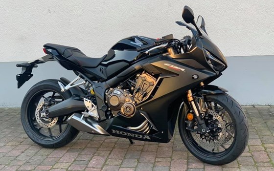 Die erste Lieferung 2021 ist eingetroffen! CBR650R und CMX500 Rebel - Bild 3 Die erste Lieferung 2021 ist eingetroffen! CBR650R und CMX500 Rebel - Bild 3