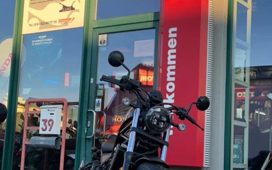 Die erste Lieferung 2021 ist eingetroffen! CBR650R und CMX500 Rebel - Bild 7 Die erste Lieferung 2021 ist eingetroffen! CBR650R und CMX500 Rebel - Bild 7