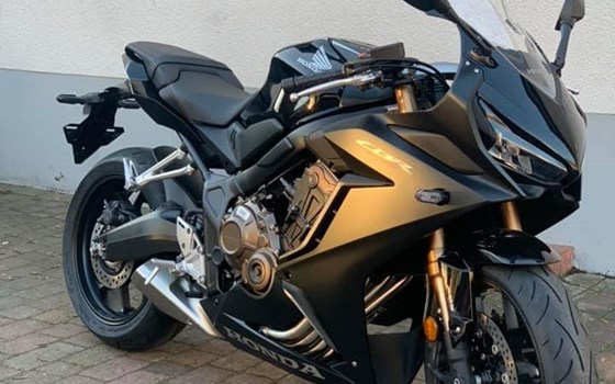 Die erste Lieferung 2021 ist eingetroffen! CBR650R und CMX500 Rebel - Bild 5 Die erste Lieferung 2021 ist eingetroffen! CBR650R und CMX500 Rebel - Bild 5