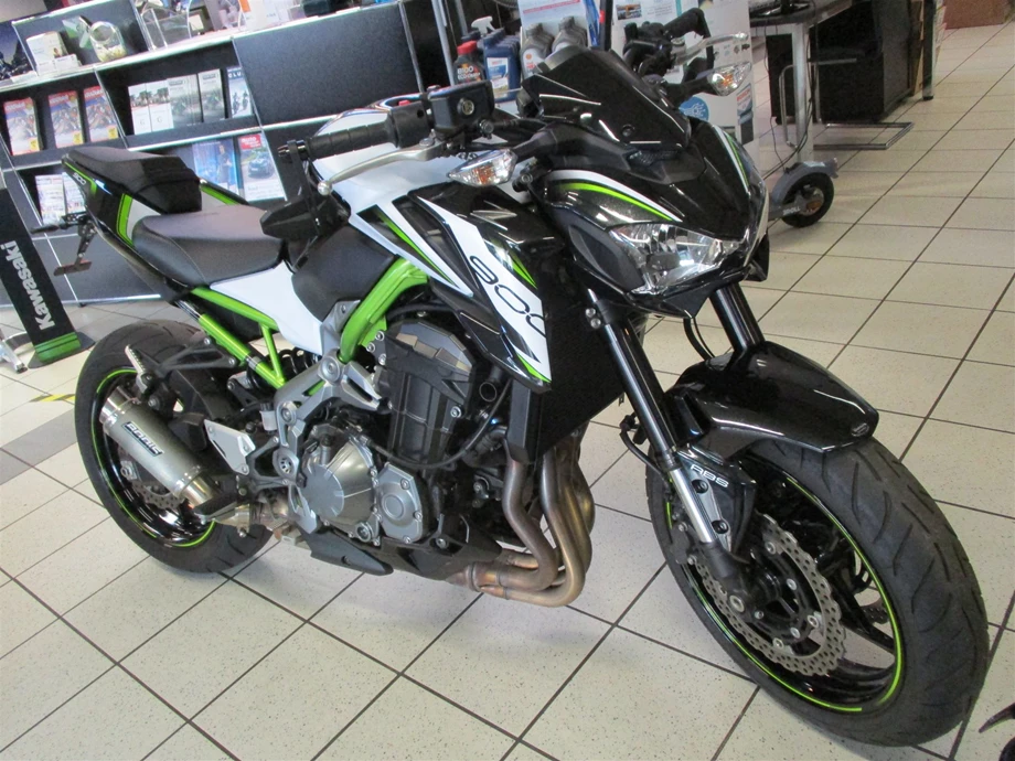 ENDLICH ! Wieder eine Lieferung von weiteren 2021-KAWASAKI & DUCATI Bikes !  Los geht's !!! Bild 22: ENDLICH ! Wieder eine Lieferung von weiteren 2021-KAWASAKI & DUCATI Bikes !  Los geht's !!!