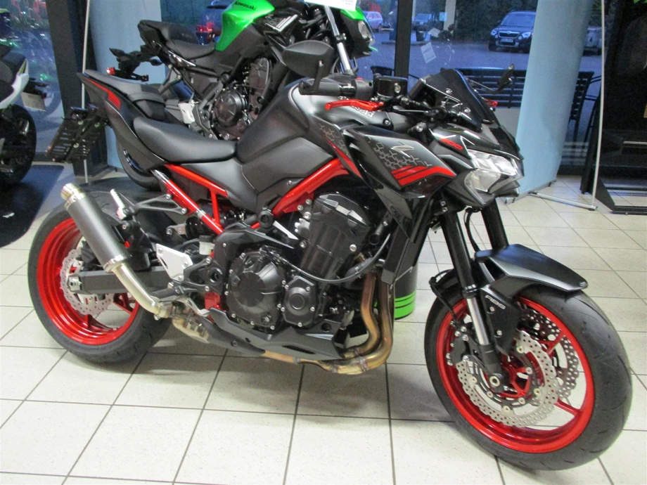 ENDLICH ! Wieder eine Lieferung von weiteren 2021-KAWASAKI & DUCATI Bikes !  Los geht's !!! Bild 2: ENDLICH ! Wieder eine Lieferung von weiteren 2021-KAWASAKI & DUCATI Bikes !  Los geht's !!!