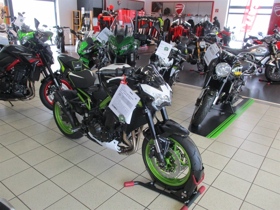 ENDLICH ! Wieder eine Lieferung von weiteren 2021-KAWASAKI & DUCATI Bikes !  Los geht's !!! Bild 17: ENDLICH ! Wieder eine Lieferung von weiteren 2021-KAWASAKI & DUCATI Bikes !  Los geht's !!!