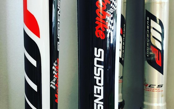 Fahrwerkservice / Gabelservice  -  jetzt Termin vereinbaren!! Wir bieten auch Fahrzeugabholungen an !! - Bild 6