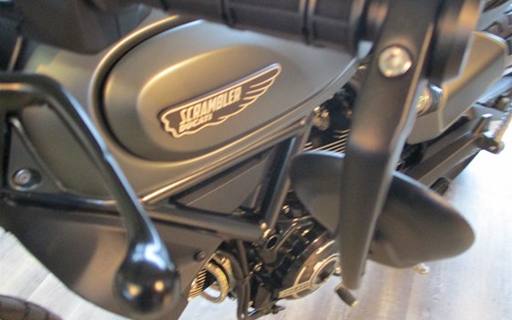 Die neue SCRAMBLER NIGHTSHIFT von DUCATI ist da !  - Bild 6