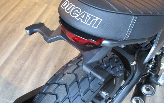 Die neue SCRAMBLER NIGHTSHIFT von DUCATI ist da !  - Bild 4