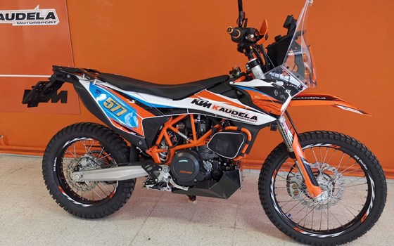 Umbau von 690 Enduro R auf 690 Rally R - Bild 2 Umbau von 690 Enduro R auf 690 Rally R - Bild 2