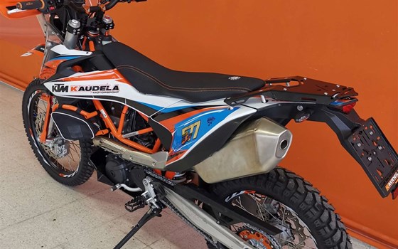 Umbau von 690 Enduro R auf 690 Rally R - Bild 3 Umbau von 690 Enduro R auf 690 Rally R - Bild 3