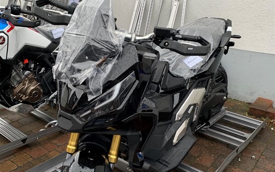 Wie haben eine neue Lieferung mit vielen neuen 2021 er Modellen bekommen - Bild 6