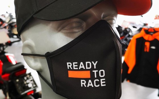 KTM Maske - So lange der Vorrat reicht !  Ready to Race - Bild 1 KTM Maske - So lange der Vorrat reicht !  Ready to Race - Bild 1