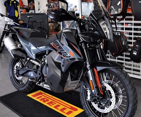 Montag sind wir wieder für euch da!! 