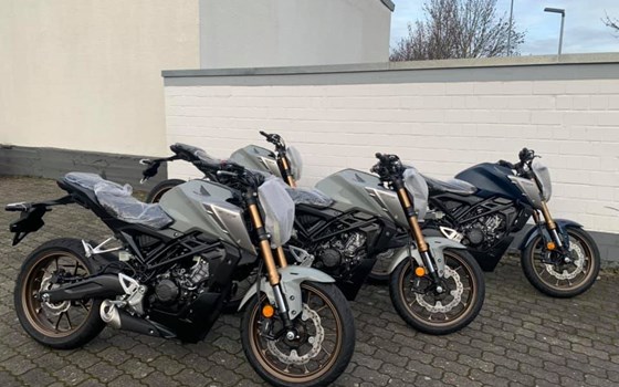 Neue Lieferung! CB125R in den neuen Farben - Bild 2
