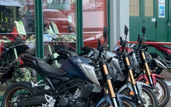 Honda CB125R Modell 2021 verfügbar!  - Bild 2