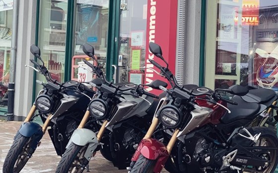 Honda CB125R Modell 2021 verfügbar!  - Bild 1