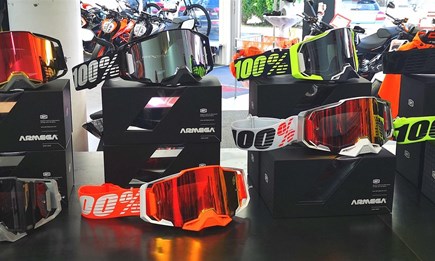 100 % ARMEGA Motocrossbrillen !! NEU !! 