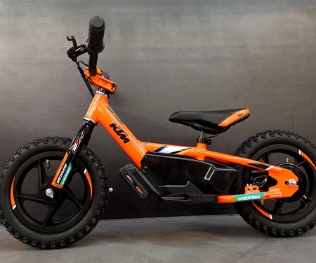KTM REPLICA 12EDRIVE - JETZT NEU & AM LAGER !! KTM REPLICA 12EDRIVE - JETZT NEU & AM LAGER !!