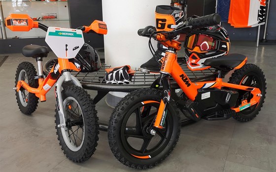 KTM RADICAL KIDS TRAINING BIKE & KTM EDRIVE Bike ! - Bild 1