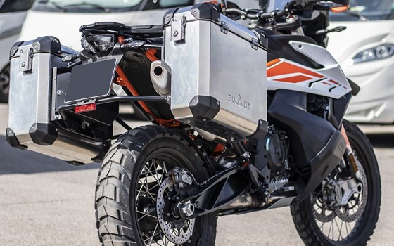 BUMOT Aluminium Seitenkoffersysthem für 790 / 890 ADV/R um 919,00 Euro auch für 1050 bis 1290 ADV erhältlich - Bild 5