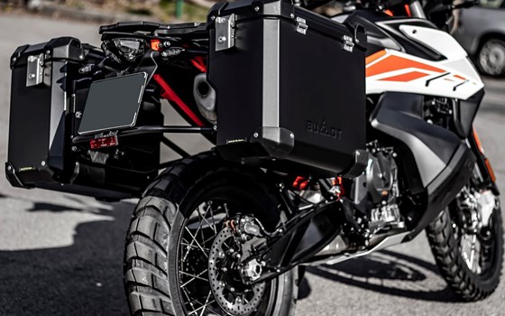 BUMOT Aluminium Seitenkoffersysthem für 790 / 890 ADV/R um 919,00 Euro auch für 1050 bis 1290 ADV erhältlich - Bild 2
