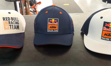 KTM RED BULL Basecaps für Groß & Klein !