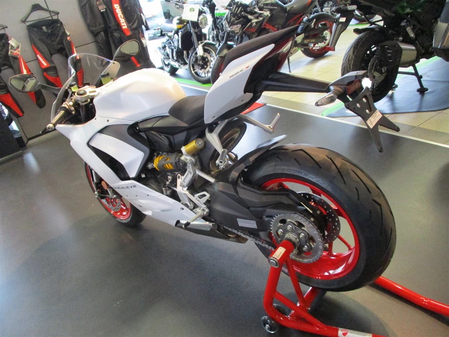 Die Panigale V2  von DUCATI ist da !  Bild 12: Die Panigale V2  von DUCATI ist da !