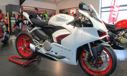 Die Panigale V2  von DUCATI ist da ! 