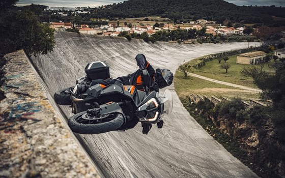 DIE NEUE KTM 1290 SUPER ADVENTURE S 2021 - Bild 11 DIE NEUE KTM 1290 SUPER ADVENTURE S 2021 - Bild 11