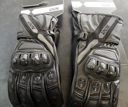 Motorradhandschuhe neu eingetroffen !! Motorradhandschuhe neu eingetroffen !!