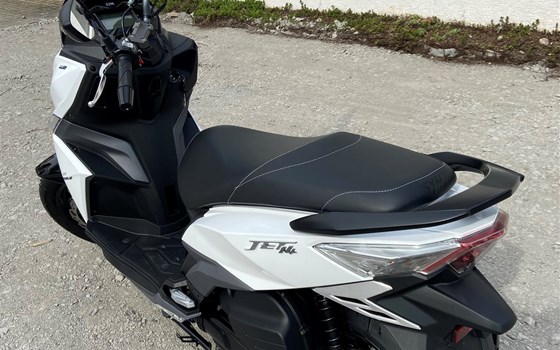 Euro 5 Jet 14+ 125 Sportroller von SYM  - Bild 8