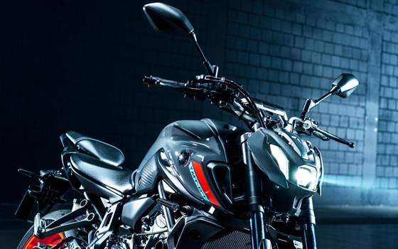 DARK ATTRACTION - YAMAHA MT-07 - Bild 8