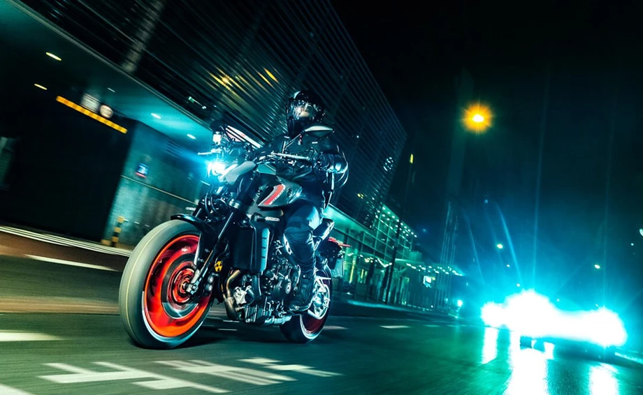 DIE REVOLUTION EINER IKONE - YAMAHA MT-09 Bild 1: DIE REVOLUTION EINER IKONE - YAMAHA MT-09