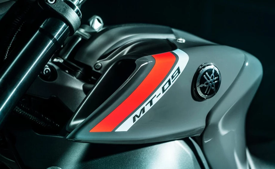 DIE REVOLUTION EINER IKONE - YAMAHA MT-09 Bild 4: DIE REVOLUTION EINER IKONE - YAMAHA MT-09