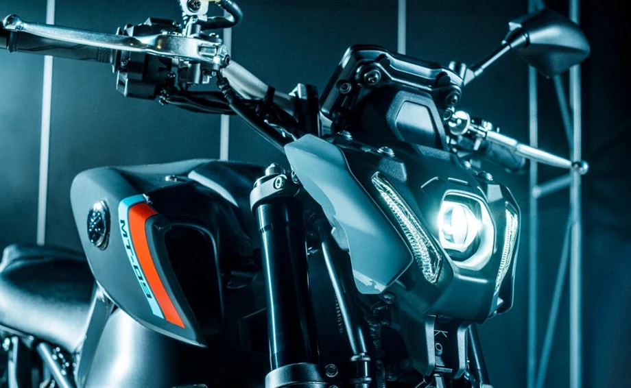 DIE REVOLUTION EINER IKONE - YAMAHA MT-09 Bild 5: DIE REVOLUTION EINER IKONE - YAMAHA MT-09