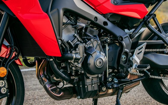 YAMAHA TRACER 9 - Bild 12